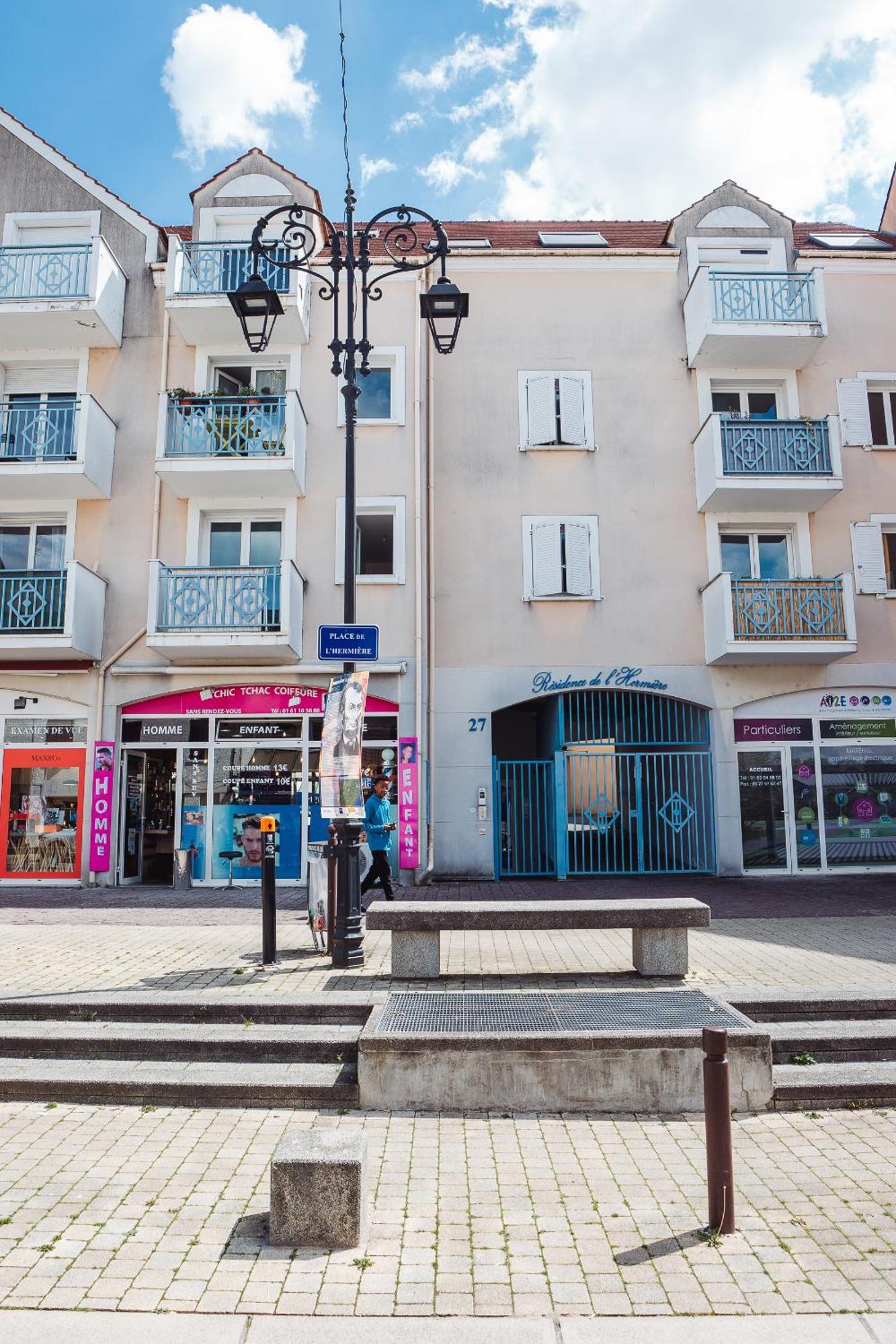 Cosy Studio Entre Paris Et Disneyland Paris Apartment Esbly Екстериор снимка