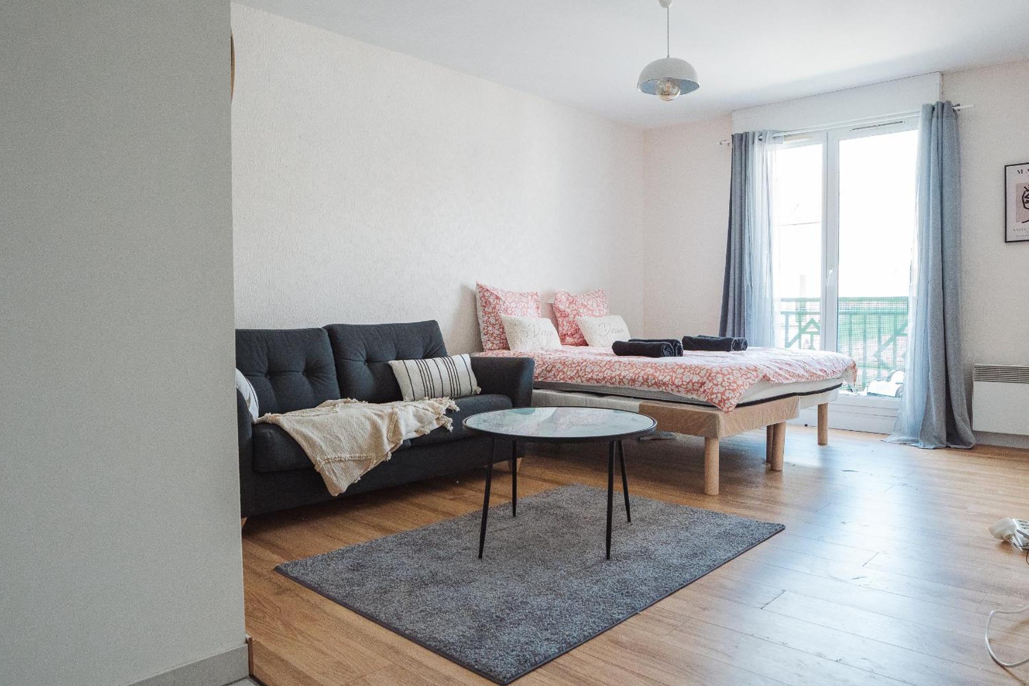 Cosy Studio Entre Paris Et Disneyland Paris Apartment Esbly Екстериор снимка
