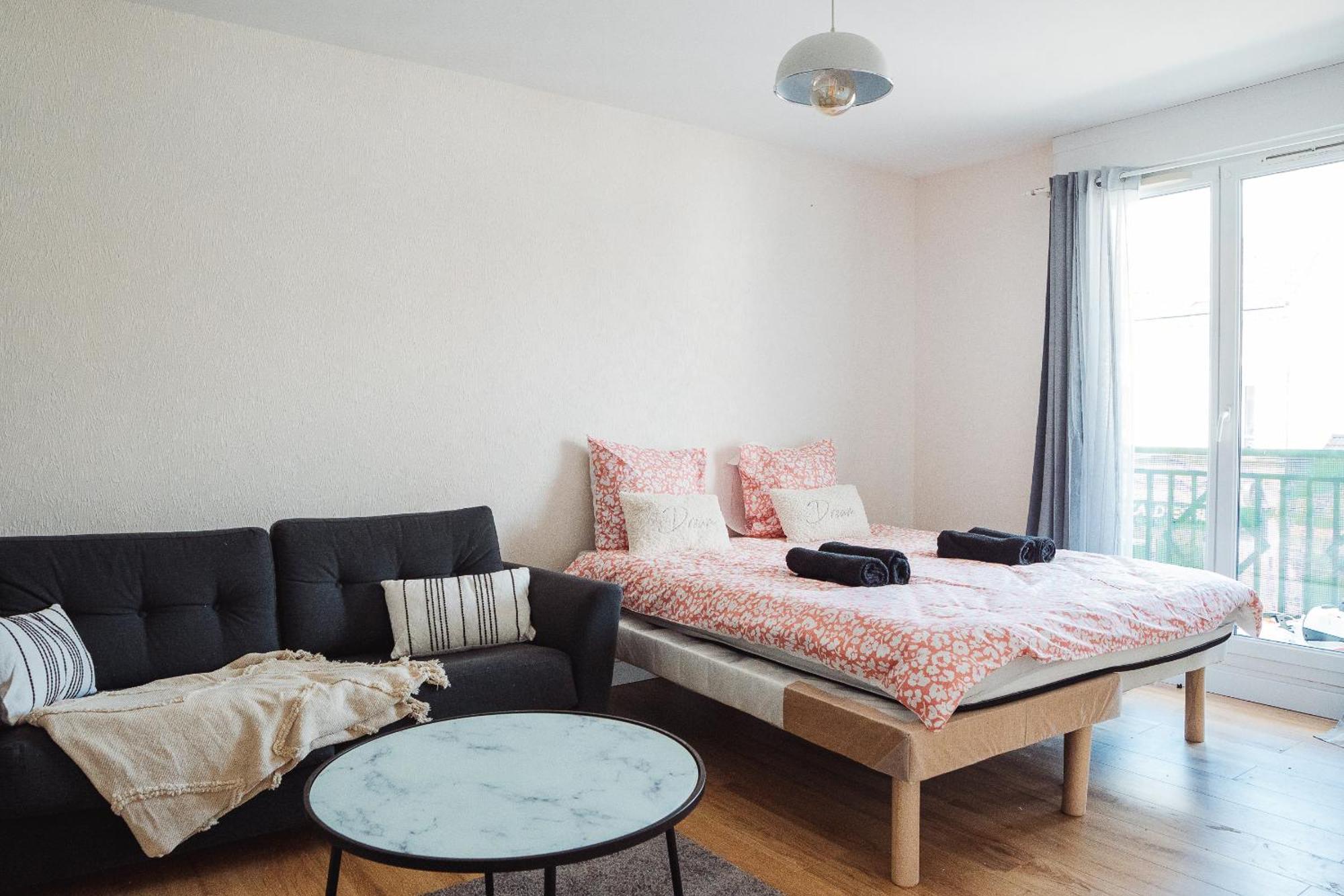 Cosy Studio Entre Paris Et Disneyland Paris Apartment Esbly Екстериор снимка