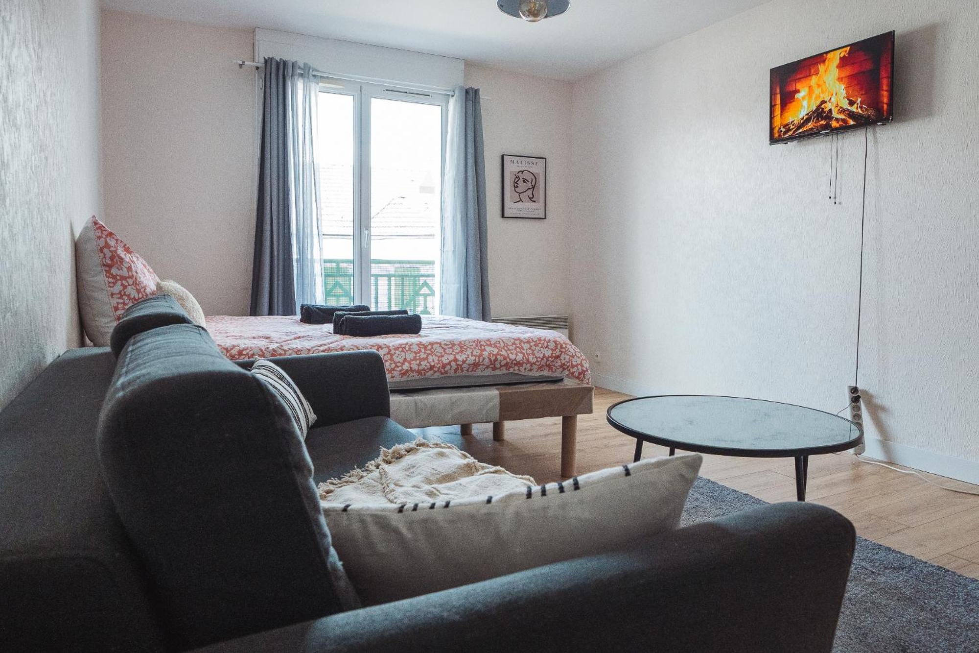 Cosy Studio Entre Paris Et Disneyland Paris Apartment Esbly Екстериор снимка