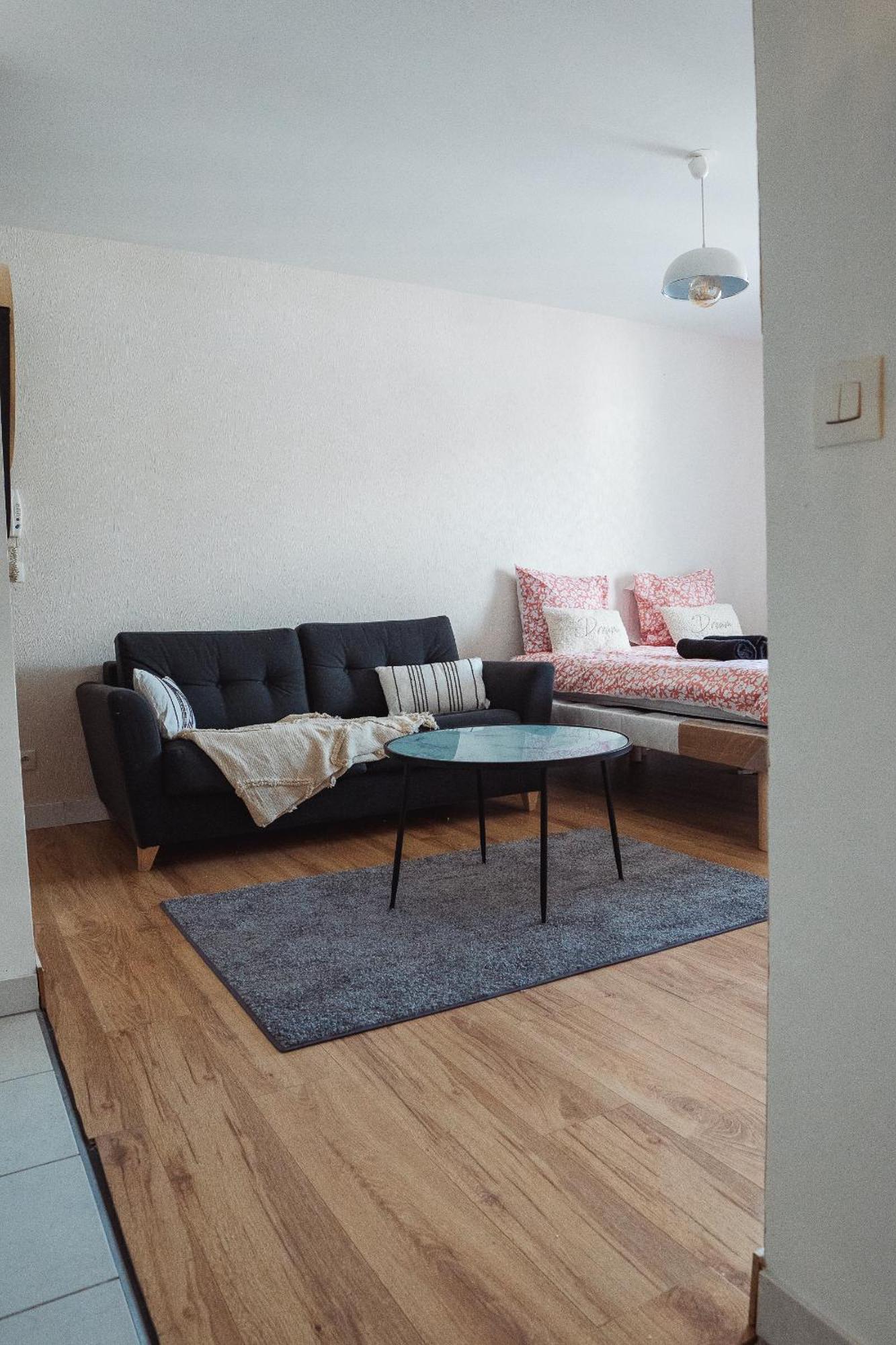 Cosy Studio Entre Paris Et Disneyland Paris Apartment Esbly Екстериор снимка